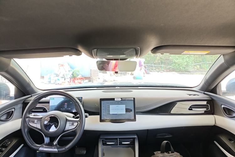 Used BYD Seal 06 New Energy 2024 DM-i 80KM Luxury Model Center Console
