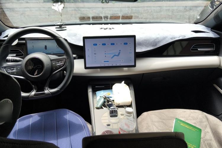 Used BYD Seal 06 New Energy 2024 DM-i 80KM Prestige Model Center Console