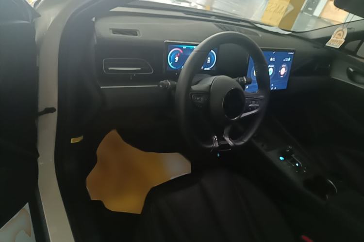 Used BYD Seal 06 New Energy 2024 DM-i 80KM Prestige Model Center Console