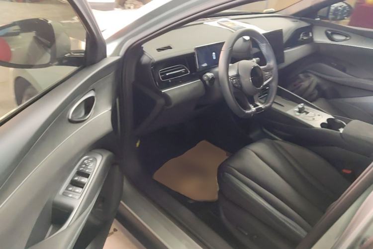 Used BYD Seal 06 New Energy 2024 DM-i 120KM Luxury Model Driver Seat