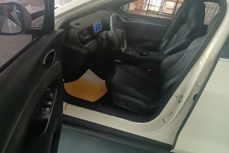 Used BYD Seal 06 New Energy 2024 DM-i 80KM Prestige Model Driver Seat