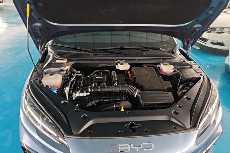 Used BYD Seal 06 New Energy 2024 DM-i 80KM Luxury Model Engine Bay