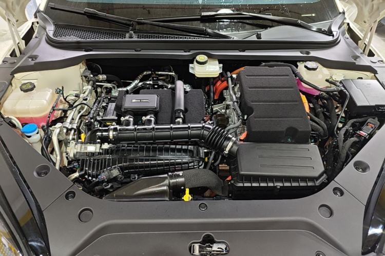 Used BYD Seal 06 New Energy 2024 DM-i 120KM Luxury Model Engine Bay