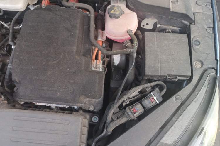 Used BYD Seal 06 New Energy 2024 DM-i 80KM Luxury Model Engine Bay Left