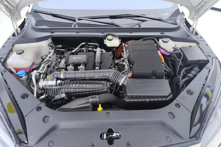 Used BYD Seal 06 New Energy 2024 DM-i 120KM Flagship Model Engine Bay