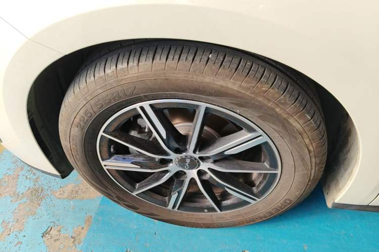Used BYD Seal 06 New Energy 2024 DM-i 80KM Prestige Model Exterior 4