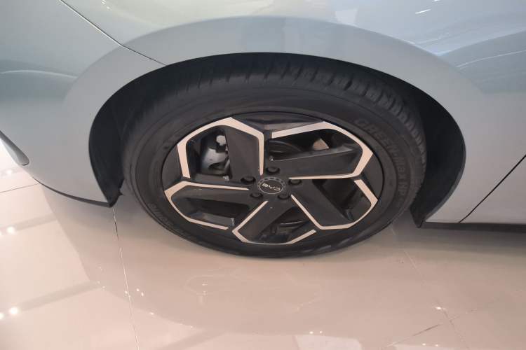 Used BYD Seal 06 New Energy 2024 DM-i 120KM Flagship Model Exterior 7