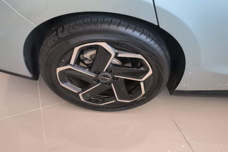 Used BYD Seal 06 New Energy 2024 DM-i 120KM Flagship Model Exterior 8