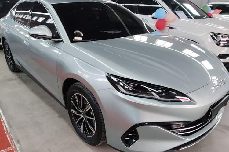Used BYD Seal 06 New Energy 2024 DM-i 120KM Luxury Model Front Right 45 Deg