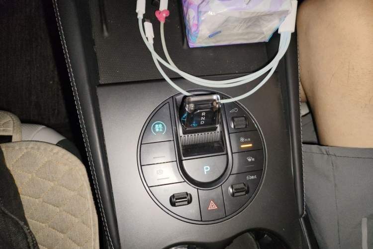 Used BYD Seal 06 New Energy 2024 DM-i 80KM Prestige Model Gear Lever