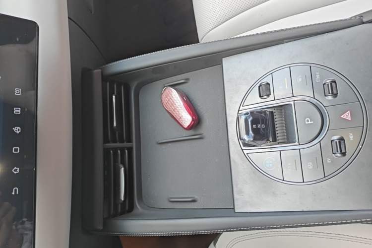Used BYD Seal 06 New Energy 2024 DM-i 120KM Prestige Model Gear Lever