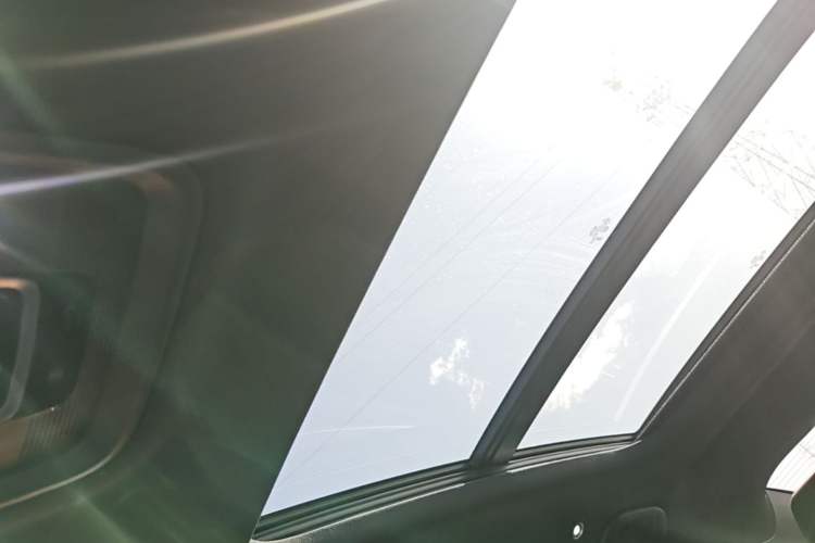 Used BYD Seal 06 New Energy 2024 DM-i 120KM Prestige Model Headliner