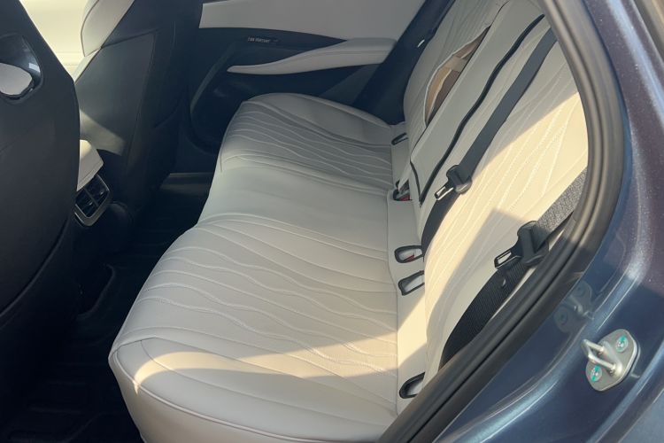 Used BYD Seal 06 New Energy 2024 DM-i 80KM Luxury Model Interior 1