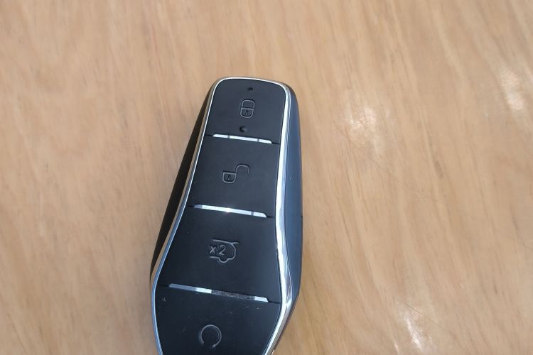 Used BYD Seal 06 New Energy 2024 DM-i 120KM Flagship Model Interior 1