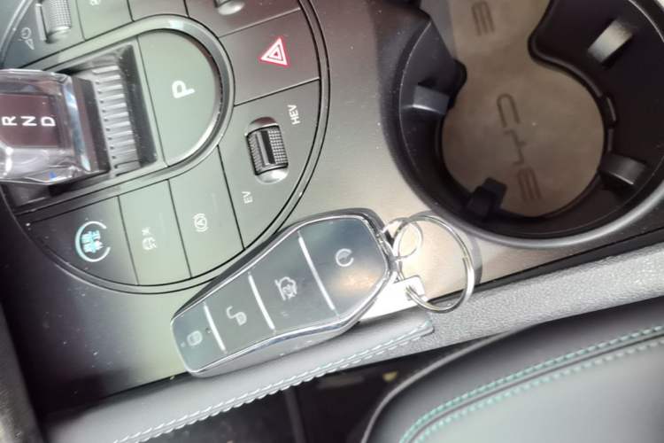 Used BYD Seal 06 New Energy 2024 DM-i 80KM Prestige Model Interior 1