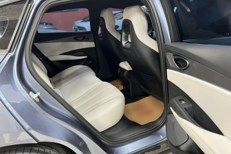 Used BYD Seal 06 New Energy 2024 DM-i 80KM Luxury Model Interior 6