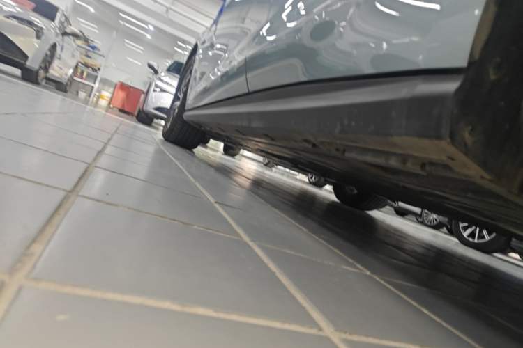 Used BYD Seal 06 New Energy 2024 DM-i 120KM Luxury Model Left Side Sill