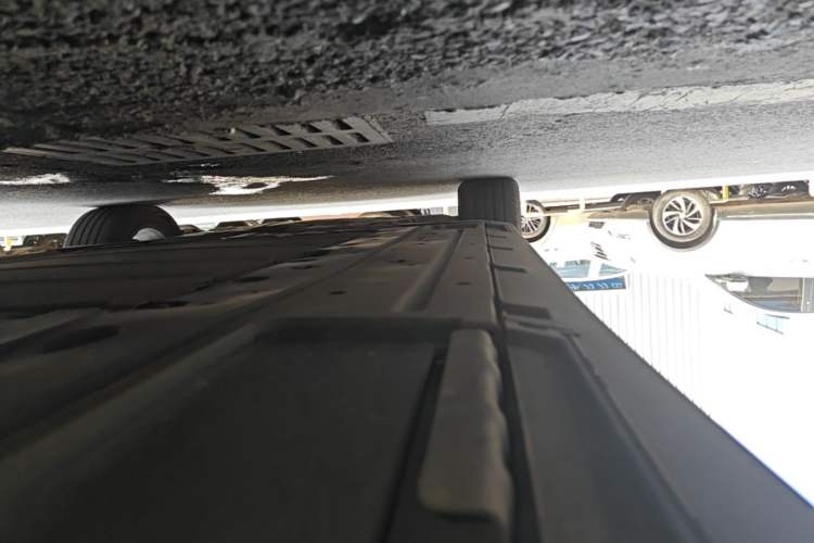 Used BYD Seal 06 New Energy 2024 DM-i 120KM Prestige Model Left Side Sill