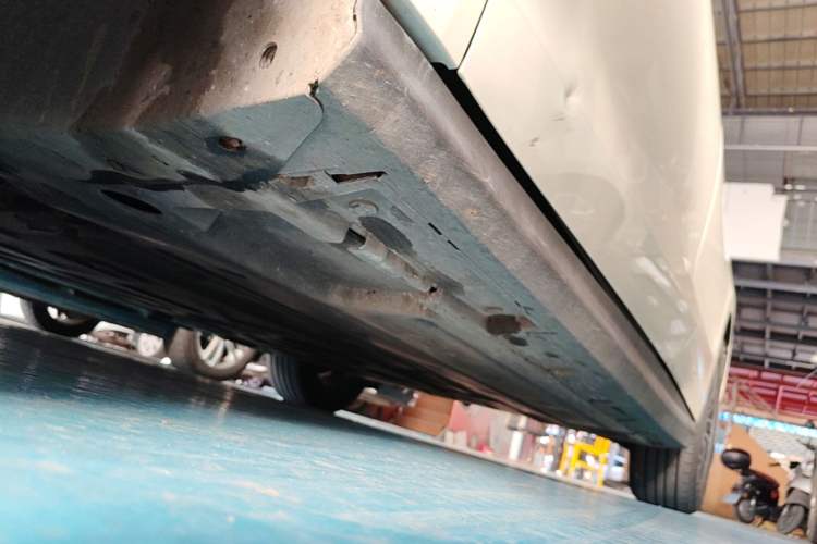 Used BYD Seal 06 New Energy 2024 DM-i 80KM Prestige Model Left Side Sill