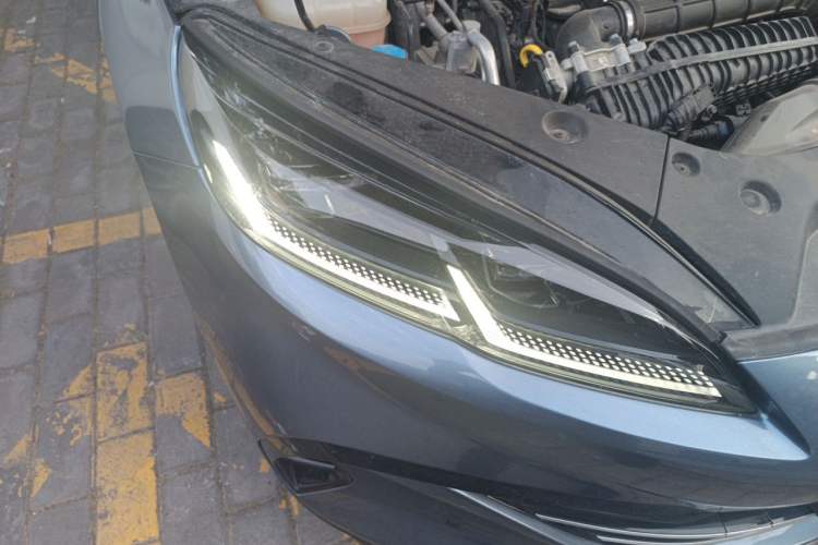 Used BYD Seal 06 New Energy 2024 DM-i 80KM Luxury Model Right Front Headlight