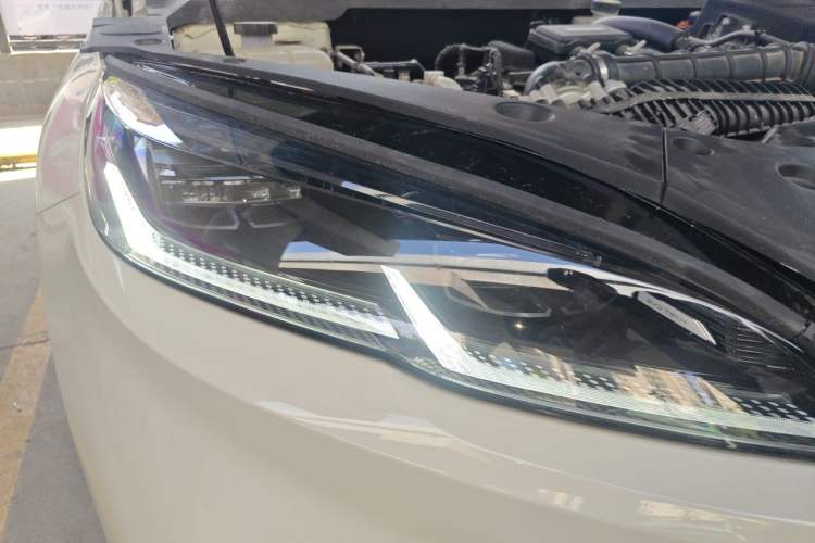 Used BYD Seal 06 New Energy 2024 DM-i 120KM Prestige Model Right Front Headlight