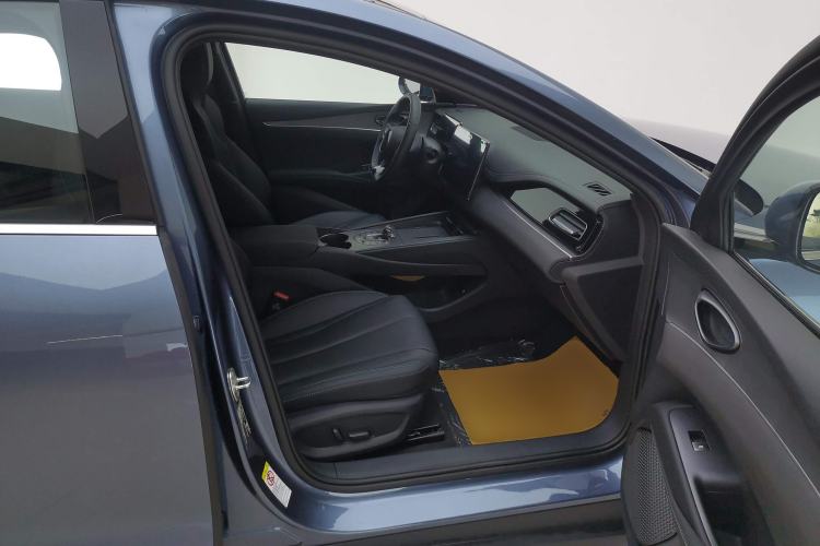 Used BYD Seal 06 New Energy 2024 DM-i 120KM Luxury Model Right Front Seat