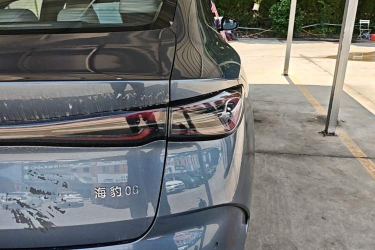 Used BYD Seal 06 New Energy 2024 DM-i 80KM Luxury Model Right Rear Taillight