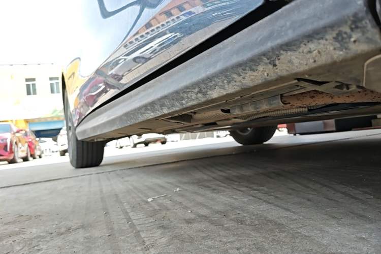Used BYD Seal 06 New Energy 2024 DM-i 80KM Luxury Model Right Side Sill