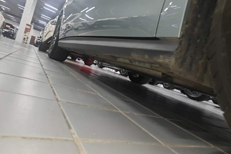 Used BYD Seal 06 New Energy 2024 DM-i 120KM Luxury Model Right Side Sill
