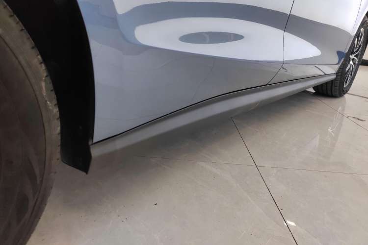Used BYD Seal 06 New Energy 2024 DM-i 80KM Prestige Model Right Side Sill
