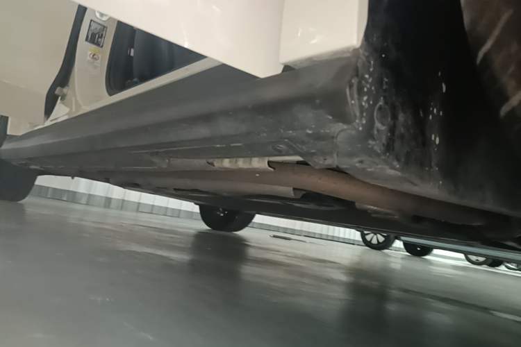 Used BYD Seal 06 New Energy 2024 DM-i 80KM Prestige Model Right Side Sill