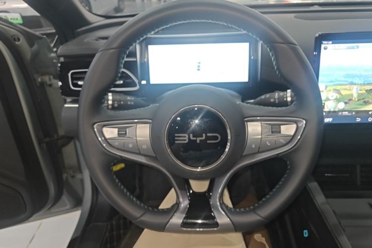 Used BYD Seal 06 New Energy 2024 DM-i 120KM Luxury Model Steering Wheel