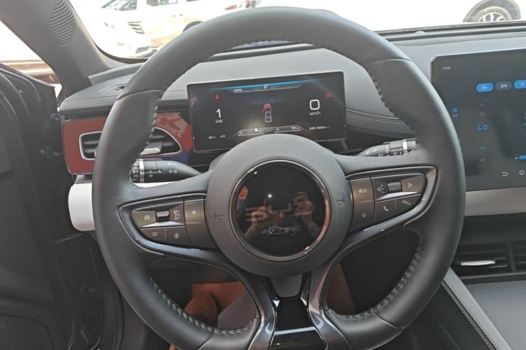 Used BYD Seal 06 New Energy 2024 DM-i 120KM Prestige Model Steering Wheel