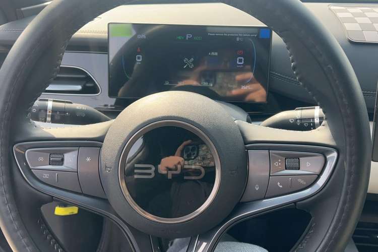 Used BYD Seal 06 New Energy 2024 DM-i 80KM Luxury Model Steering Wheel