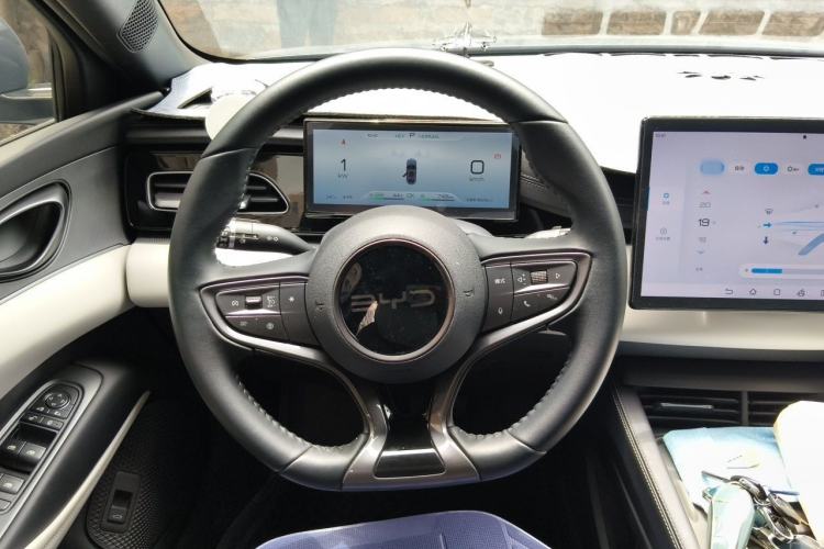 Used BYD Seal 06 New Energy 2024 DM-i 80KM Prestige Model Steering Wheel