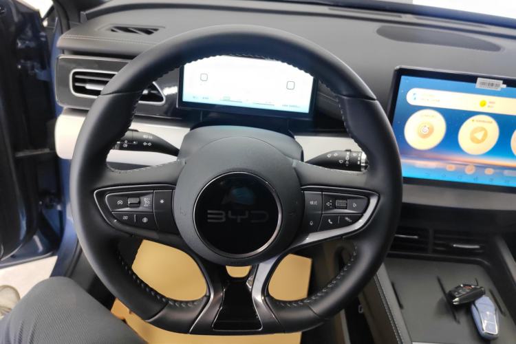 Used BYD Seal 06 New Energy 2024 DM-i 80KM Prestige Model Steering Wheel