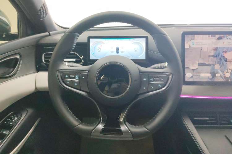 Used BYD Seal 06 New Energy 2024 DM-i 80KM Prestige Model Steering Wheel