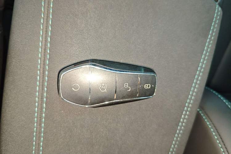 Used BYD Seal 06 New Energy 2024 DM-i 120KM Luxury Model Vehicle Key