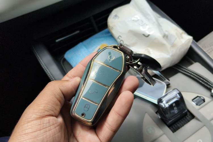Used BYD Seal 06 New Energy 2024 DM-i 80KM Prestige Model Vehicle Key