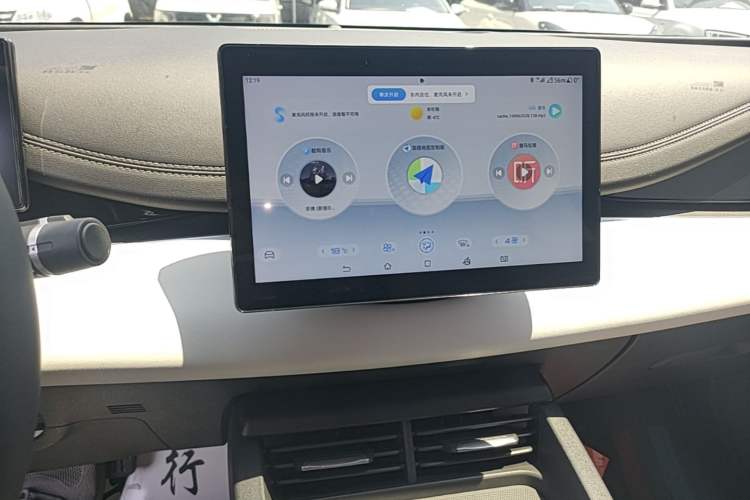 Used BYD Seal 06 New Energy 2024 DM-i 80KM Luxury Model Audio And AC Panel