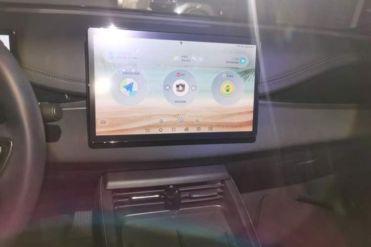 Used BYD Seal 06 New Energy 2024 DM-i 80KM Prestige Model Audio And AC Panel