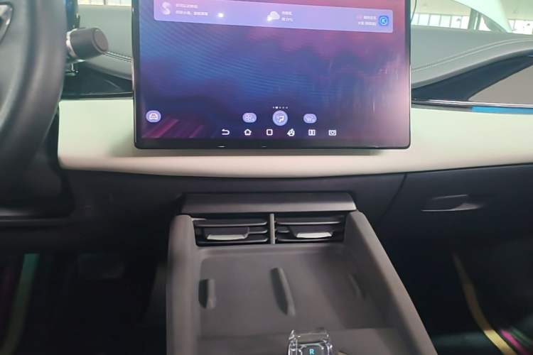 Used BYD Seal 06 New Energy 2024 DM-i 120KM Flagship Model Audio And AC Panel