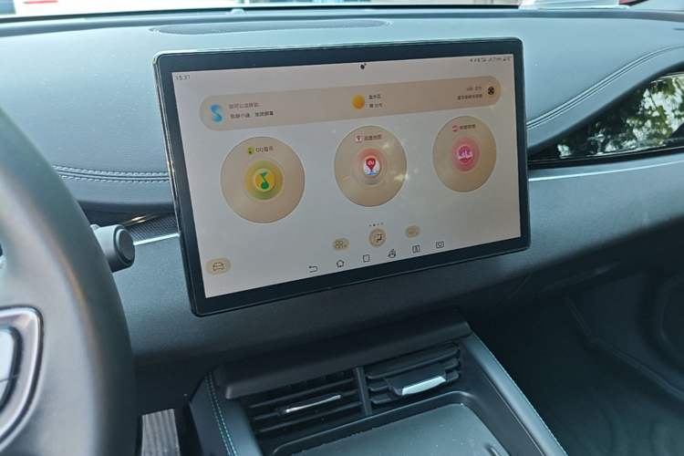 Used BYD Seal 06 New Energy 2024 DM-i 120KM Luxury Model Audio And AC Panel