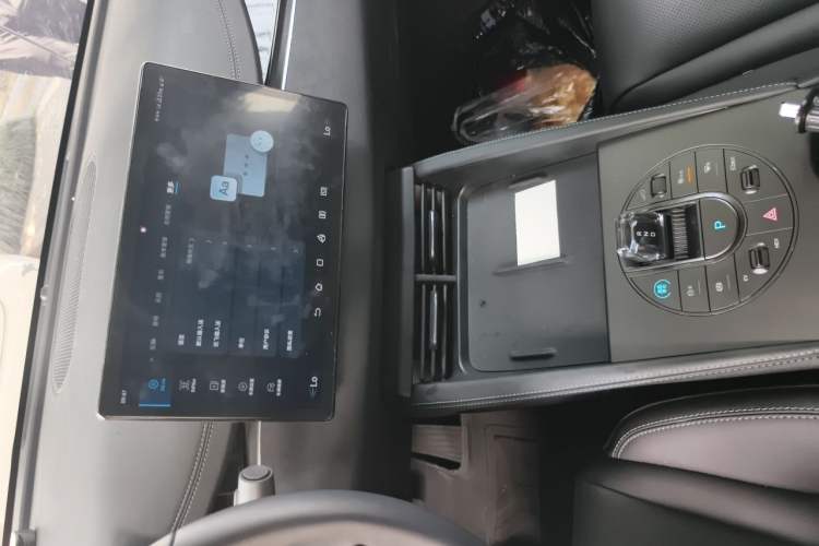Used BYD Seal 06 New Energy 2024 DM-i 80KM Prestige Model Audio And AC Panel