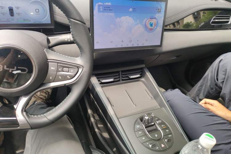 Used BYD Seal 06 New Energy 2024 DM-i 120KM Prestige Model Audio And AC Panel