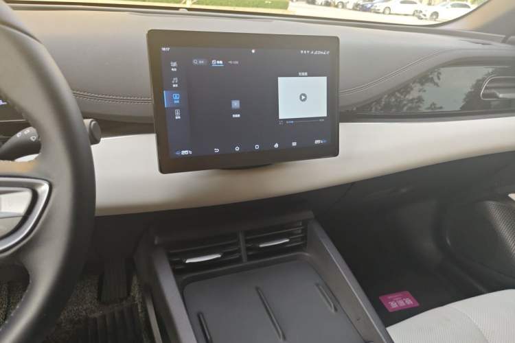 Used BYD Seal 06 New Energy 2024 DM-i 80KM Luxury Model Audio And AC Panel