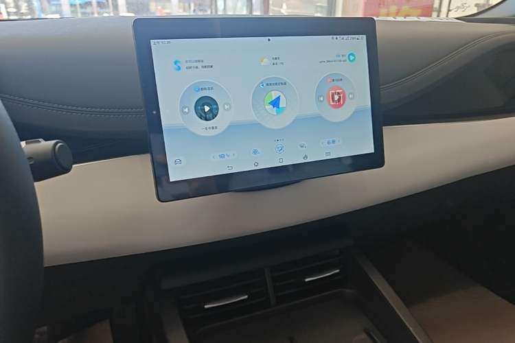 Used BYD Seal 06 New Energy 2024 DM-i 80KM Luxury Model Audio And AC Panel