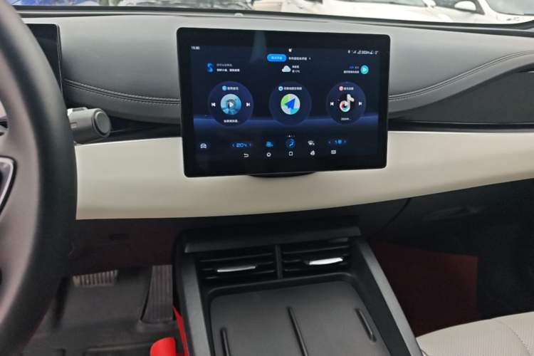 Used BYD Seal 06 New Energy 2024 DM-i 80KM Luxury Model Audio And AC Panel