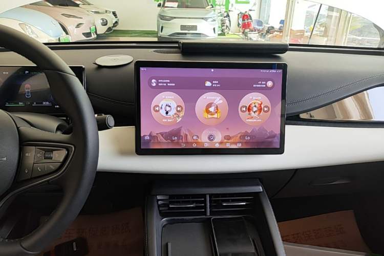 Used BYD Seal 06 New Energy 2024 DM-i 120KM Luxury Model Audio And AC Panel
