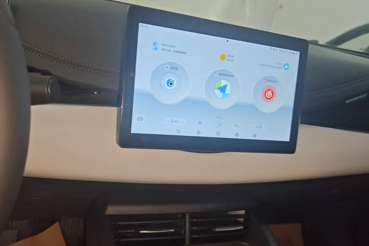 Used BYD Seal 06 New Energy 2024 DM-i 80KM Luxury Model Audio And AC Panel